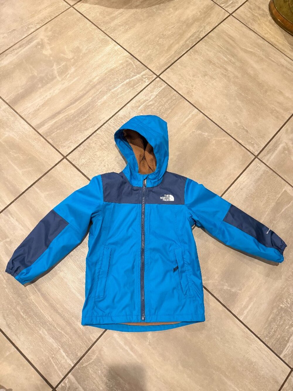 NWOT The North Face Kids Fleece Lined Jacket 5/6